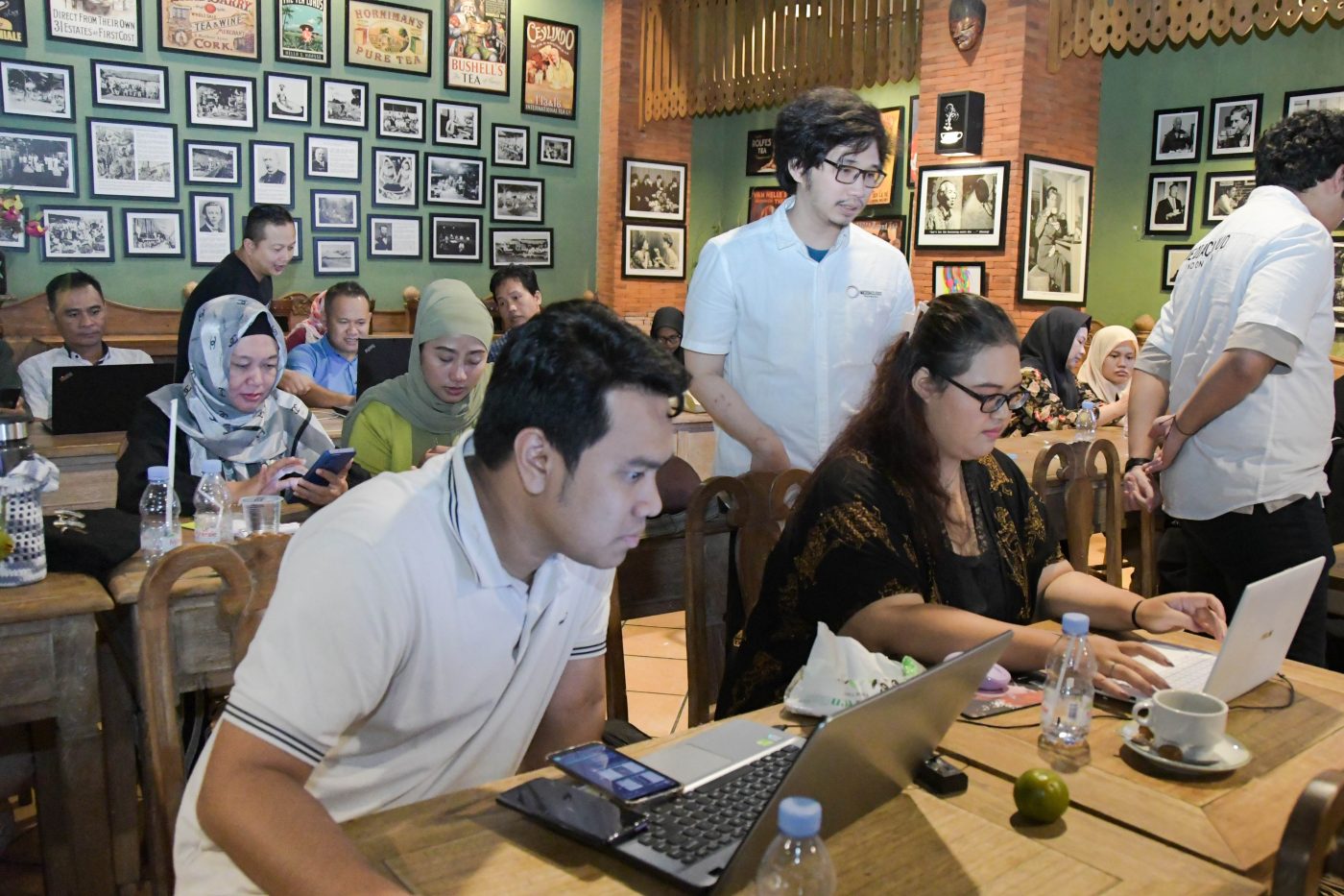 Edukasi dan Pelatihan Berbasis Digital & AI